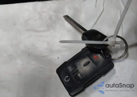 2018 Chevrolet Silverado 1Lt из США, поврежденный, VIN 3GCPCREC8JG369585